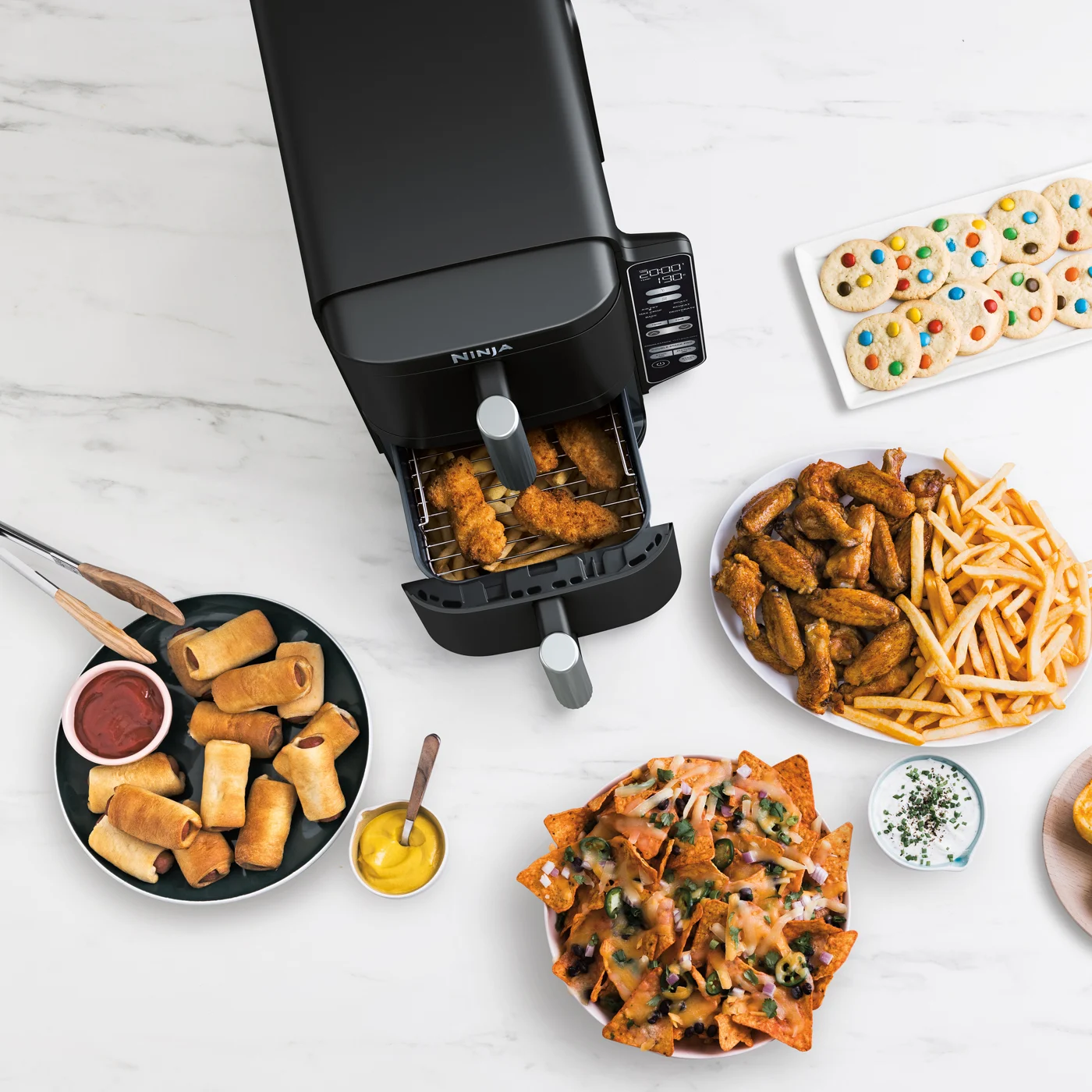 Ninja-SL300UK-InUse-Kitchen-OnCounteOverhead-FoodPlates
